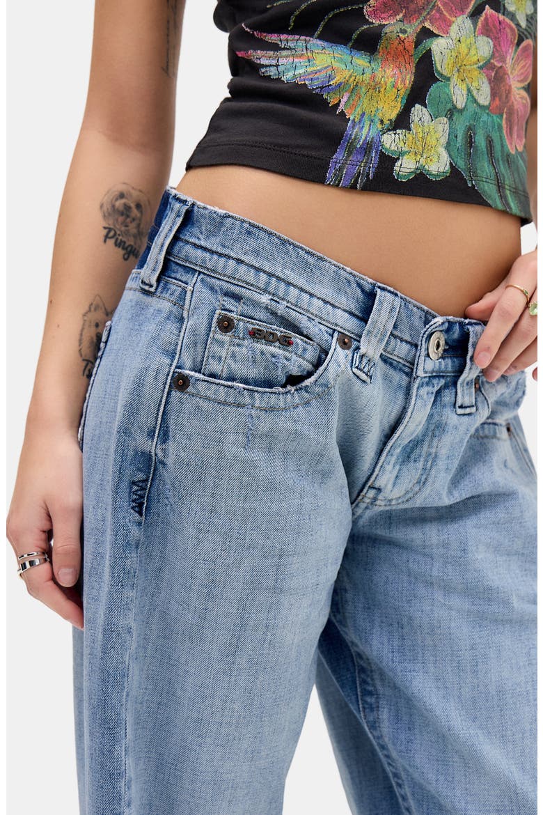 Kayla Gradient Low Rise Wide Leg Jeans, Alternate, color, MID VINTAGE