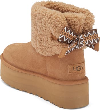 Classic Ultra Mini Max Curly Platform Boot