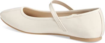 Round Toe Mary Jane Flat
