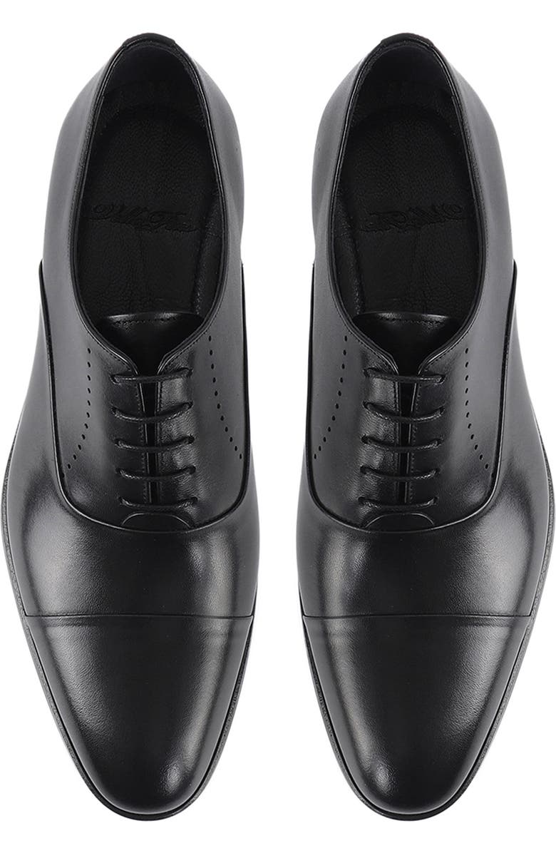 VELLAPAIS Dinero Perforated Oxford, Alternate, color, Black