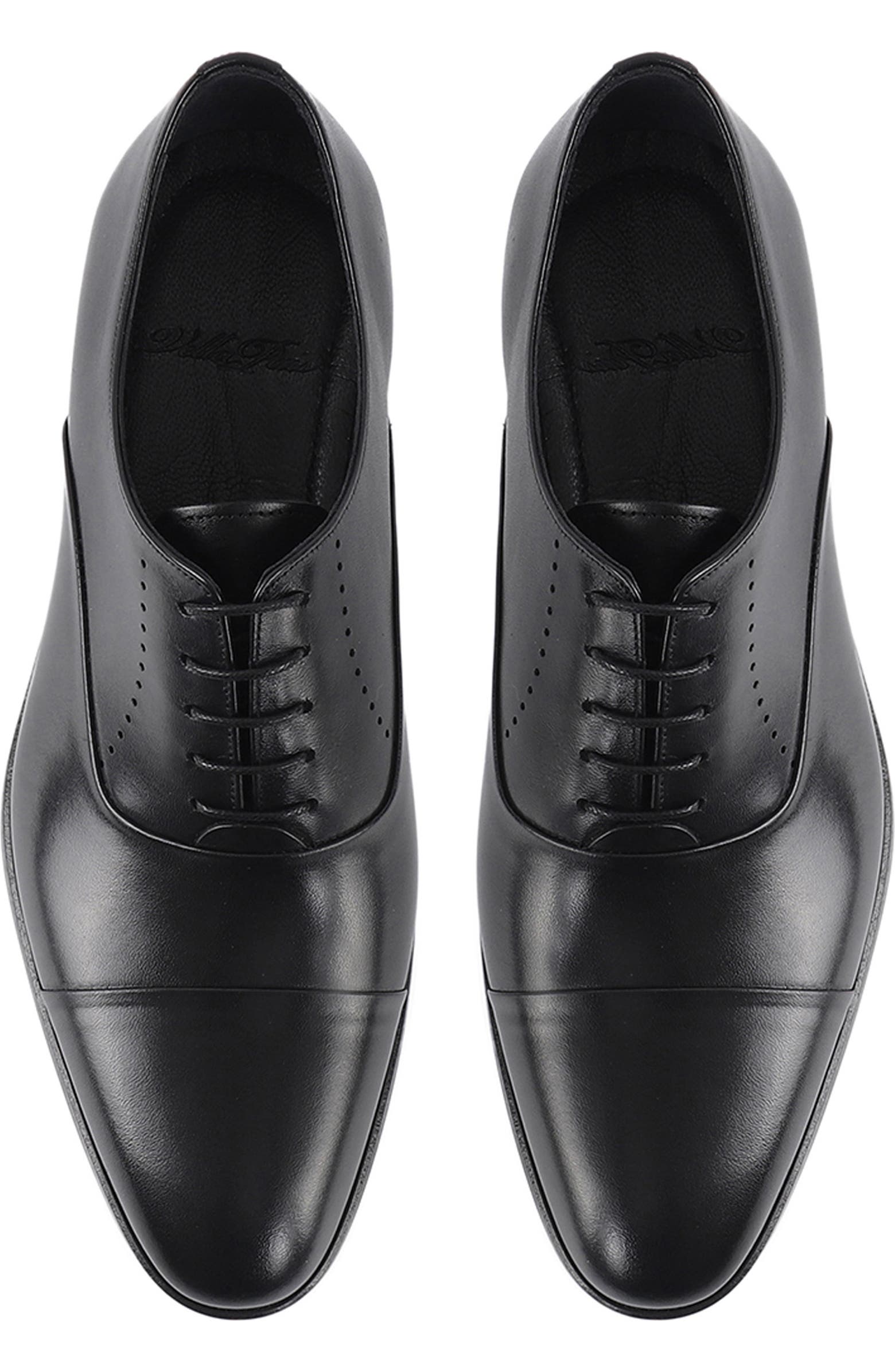 VELLAPAIS Dinero Perforated Oxford (Men) | Nordstromrack