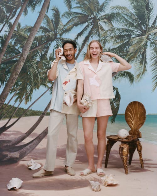 Tombolo 'conched Out' Cabana ~ Crop Cut In Cream/pink