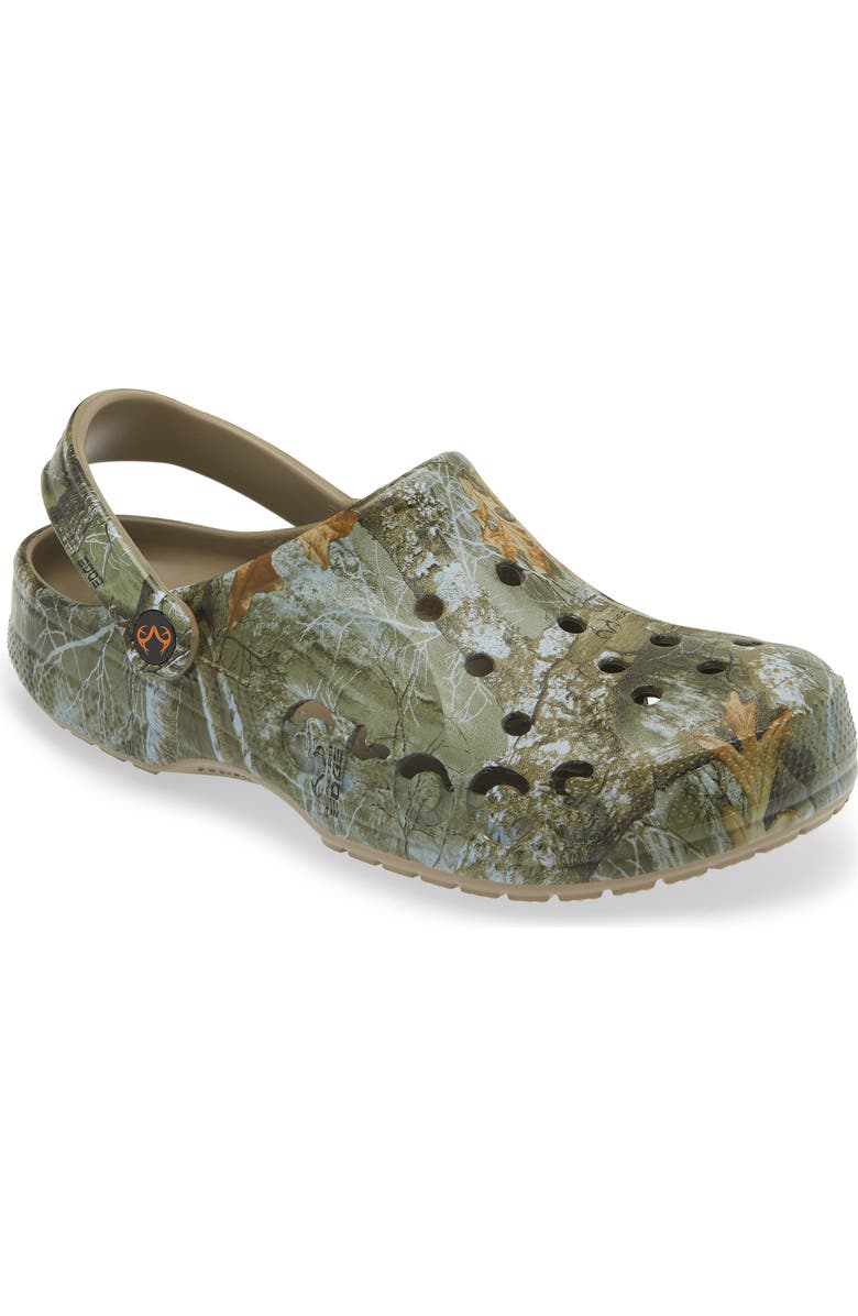 CROCS Gender Inclusive Realtree Edge Camo Baya Clog, Main, color, Green Multi