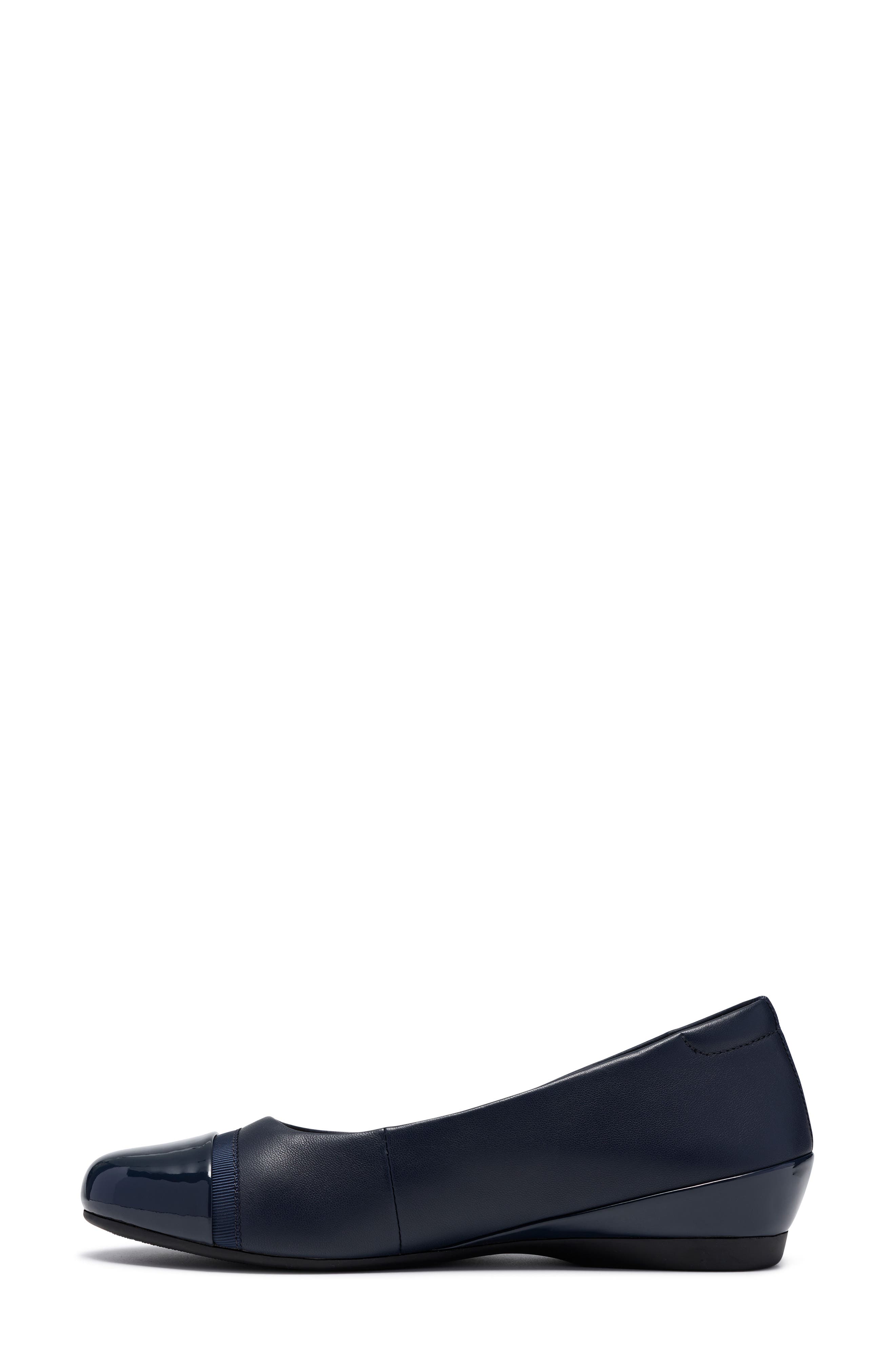 Cathrynn Dusk Skimmer Flat, Alternate, color, NAVY COMBI PAT