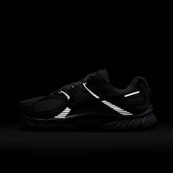 V5 RNR Sneaker
