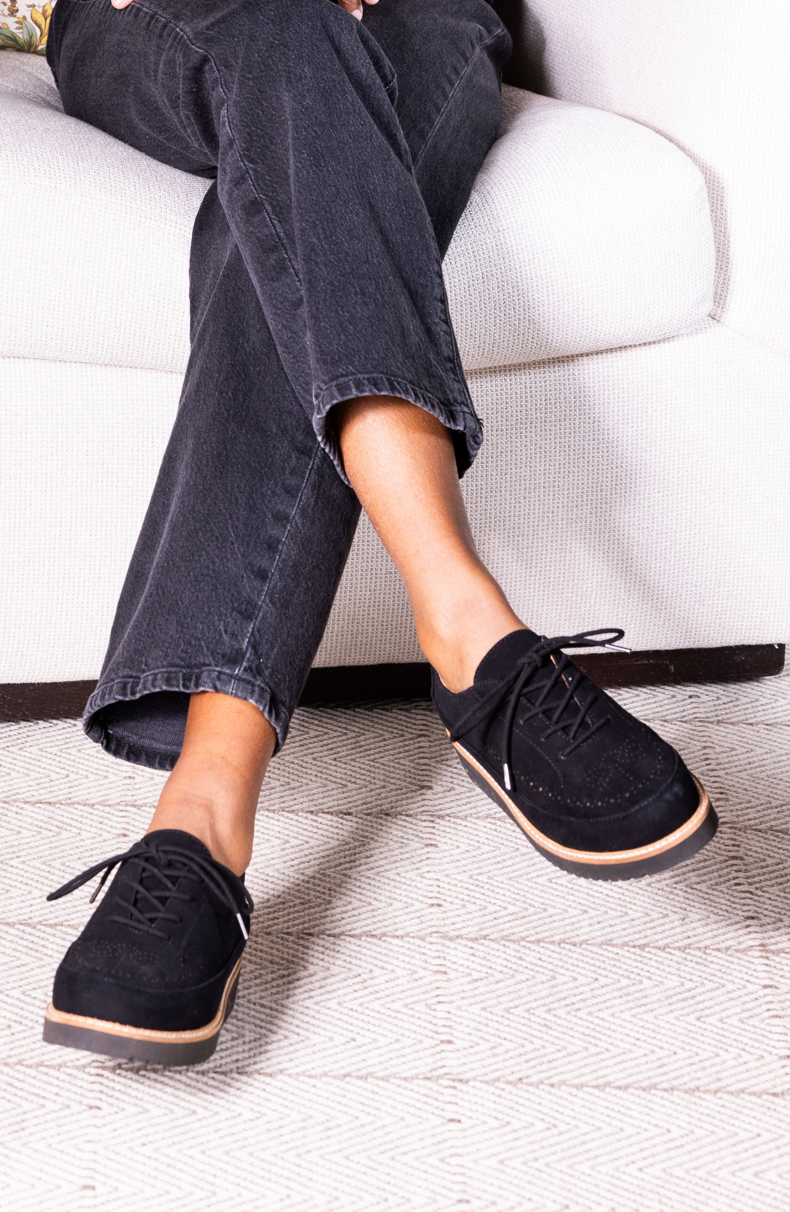 L'Amour des Pieds Xindra Derby Sneaker, Alternate, color, Black