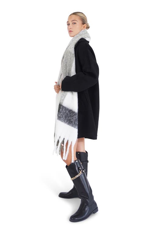 Belle & Bloom Come On Over Trimmed Coat In Black