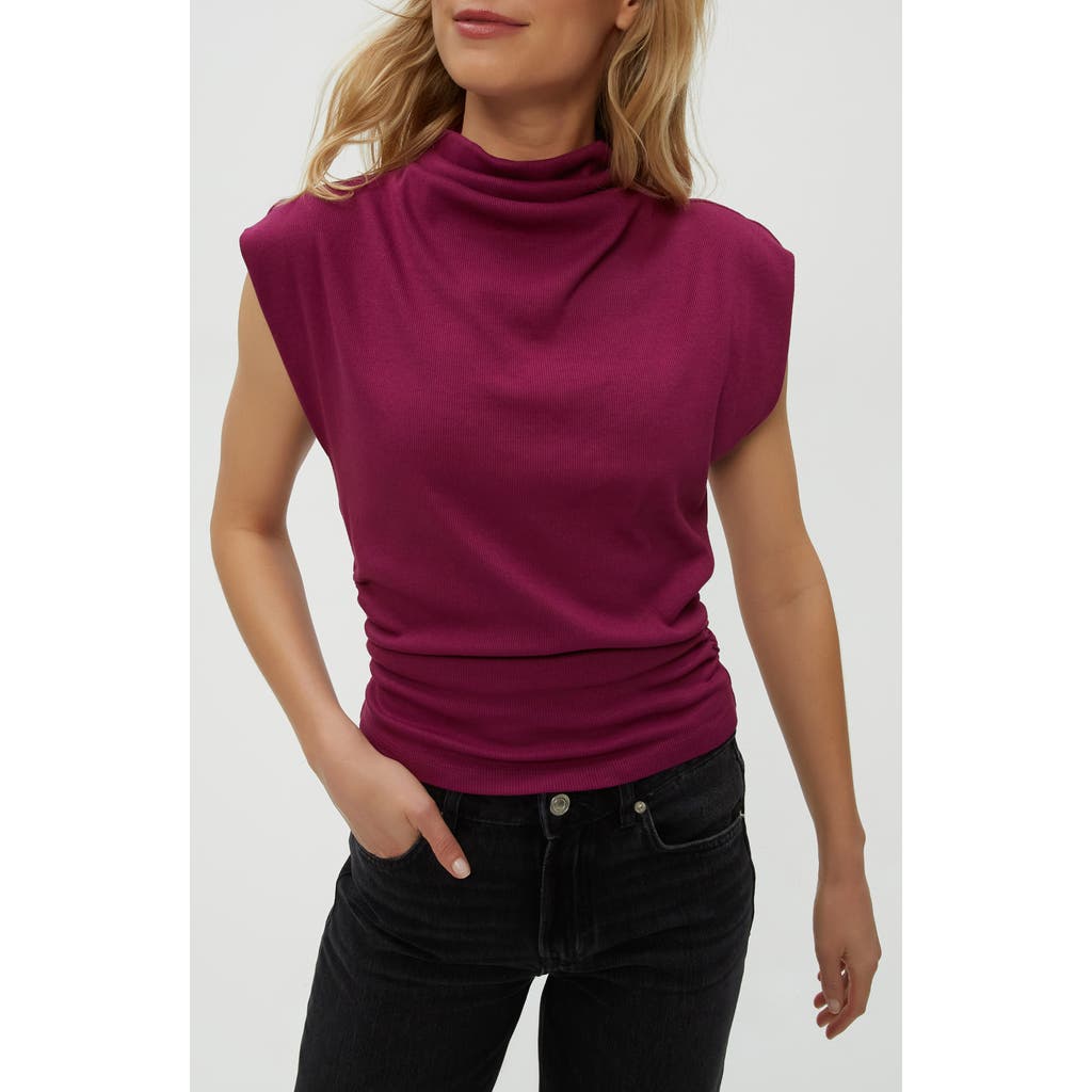 Michael Stars Amara Cropped Power Shoulder Tee In Red