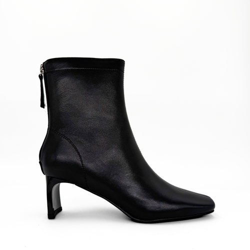 Amie Rafa Harlow Leather Bootie In Black