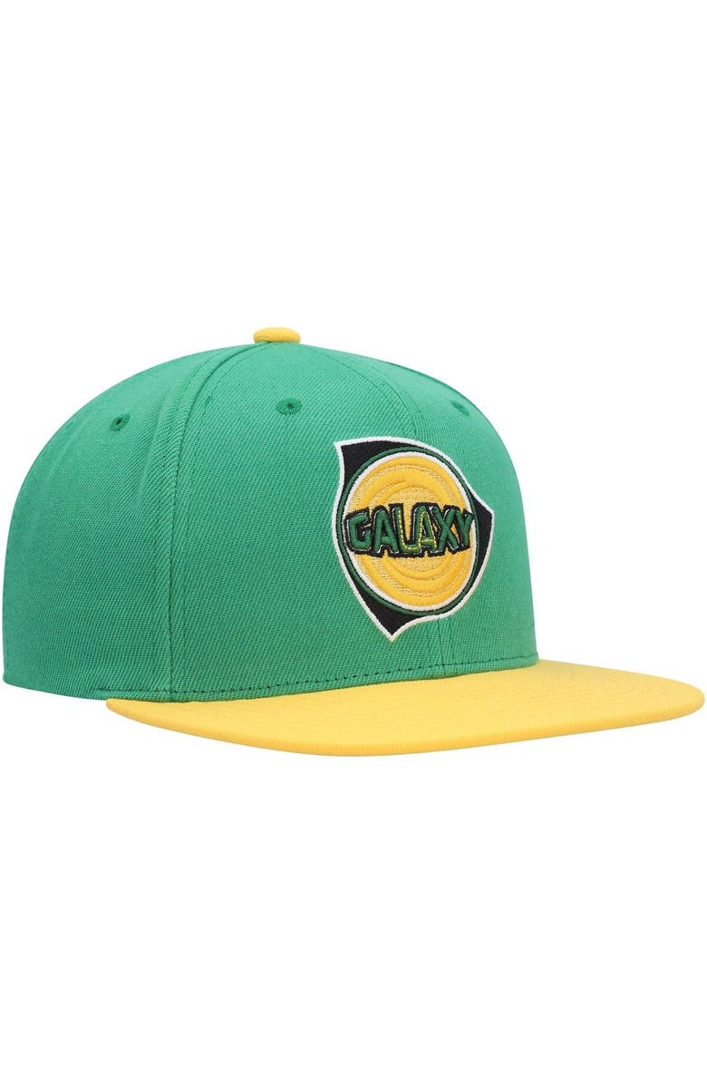 Mitchell & Ness Men's Mitchell & Ness Green LA Galaxy Throwback Logo Snapback Hat, Alternate, color, Green