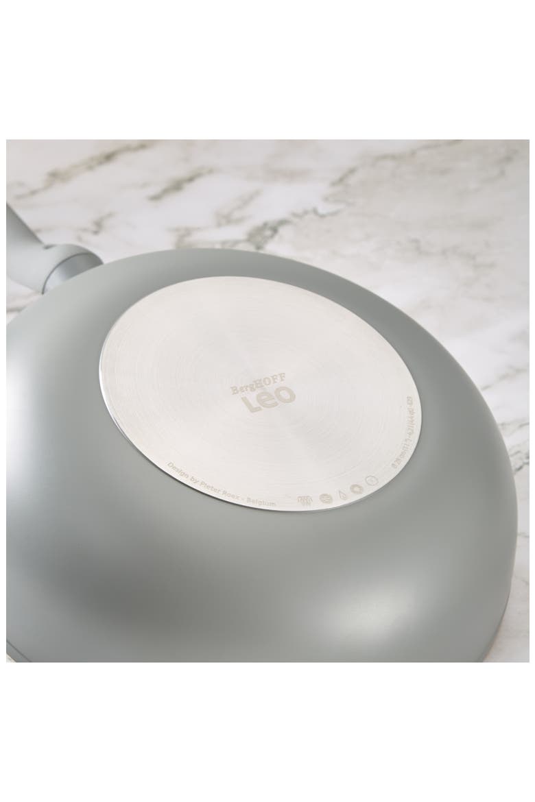 Leo Balance 4.4-Quart Wok, Alternate, color, MOON MIST