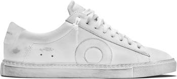 Low 1 Sneaker
