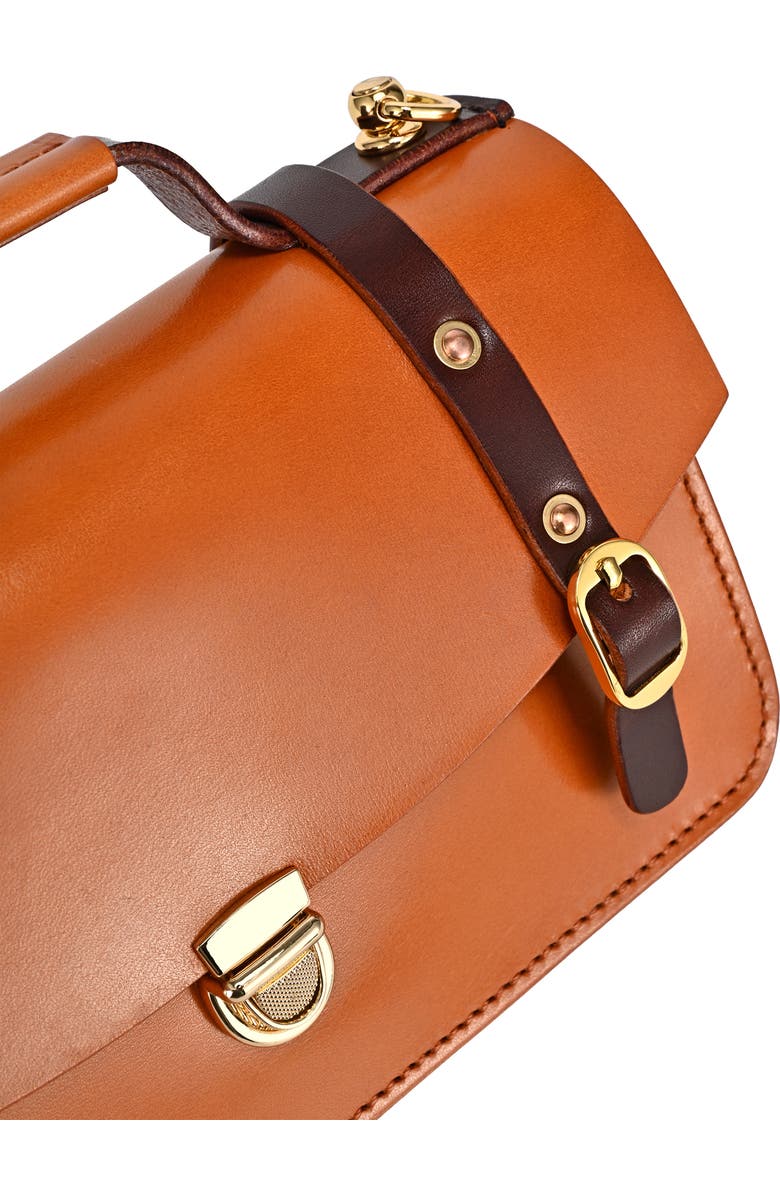OLD TREND Leather Messenger Bag, Alternate, color, Camel