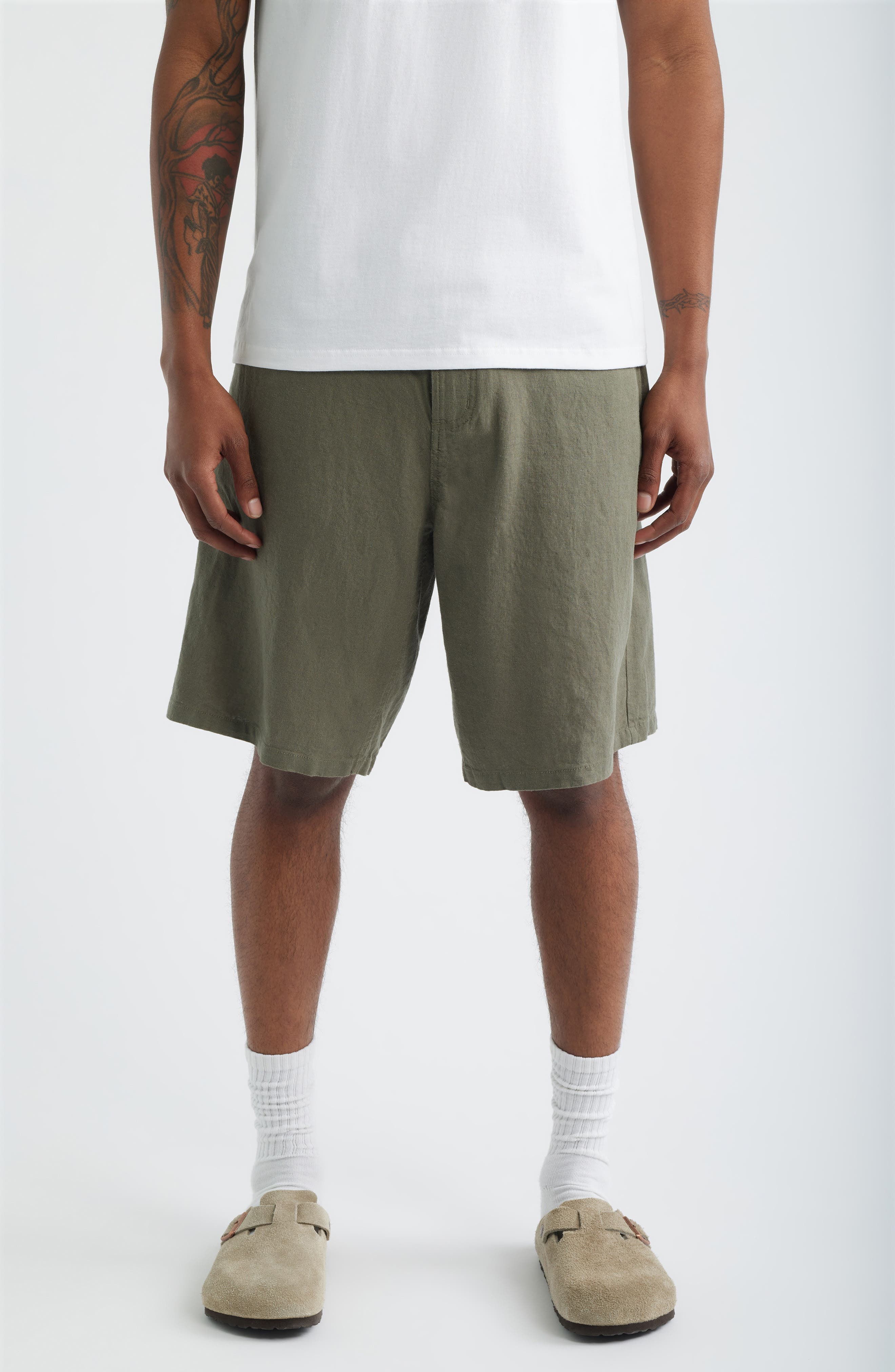 SMOKEY OLIVE