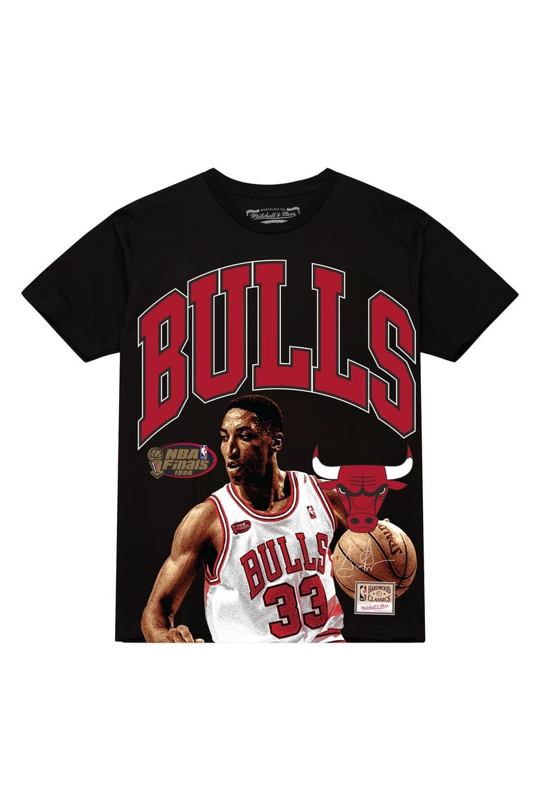 Men's Mitchell & Ness Scottie Pippen Black Chicago Bulls Hardwood Classics Player Arch T-Shirt, Alternate, color, Black