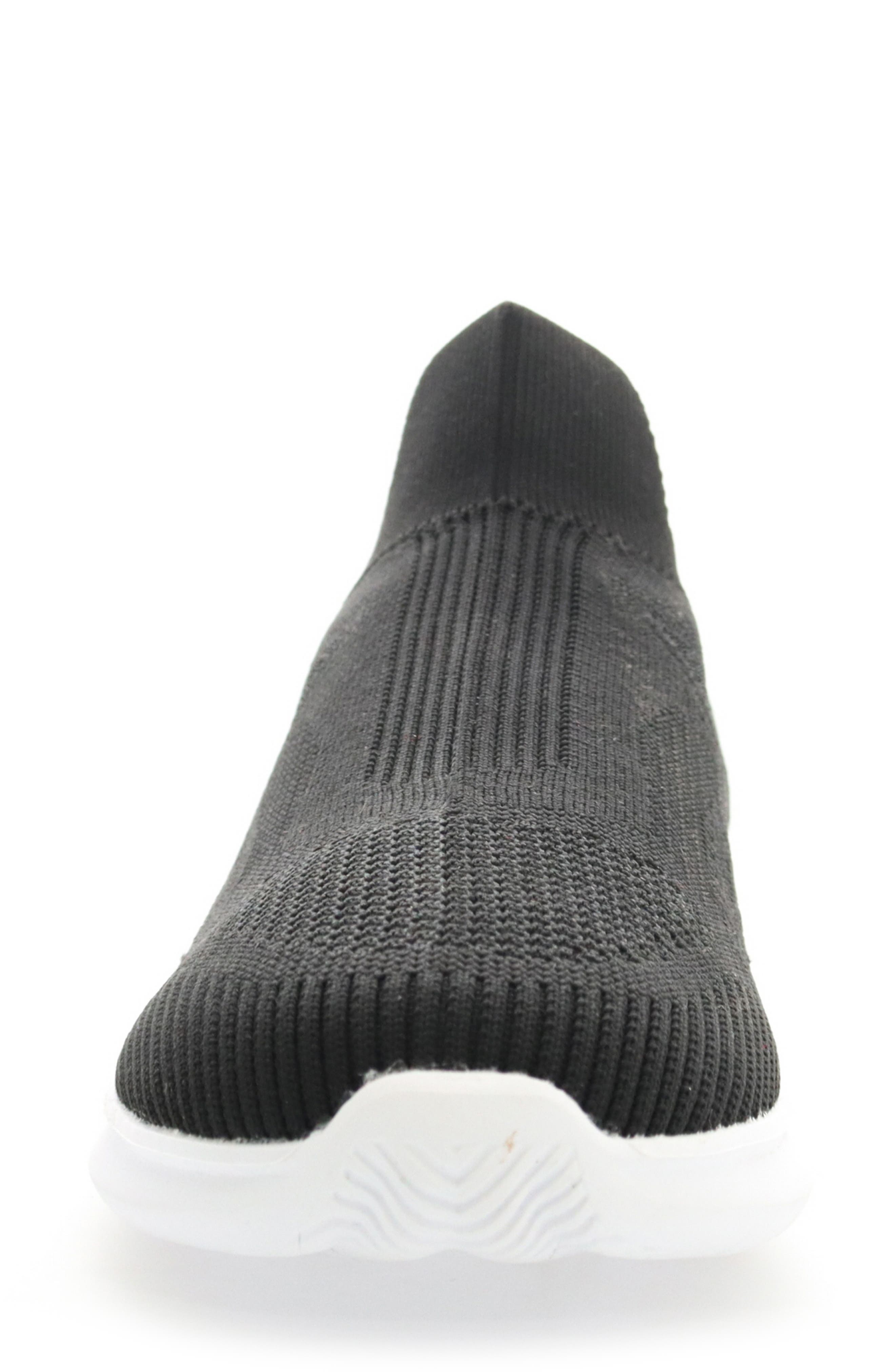 Propét Travelbound Slip-On Sneaker, Alternate, color, Black