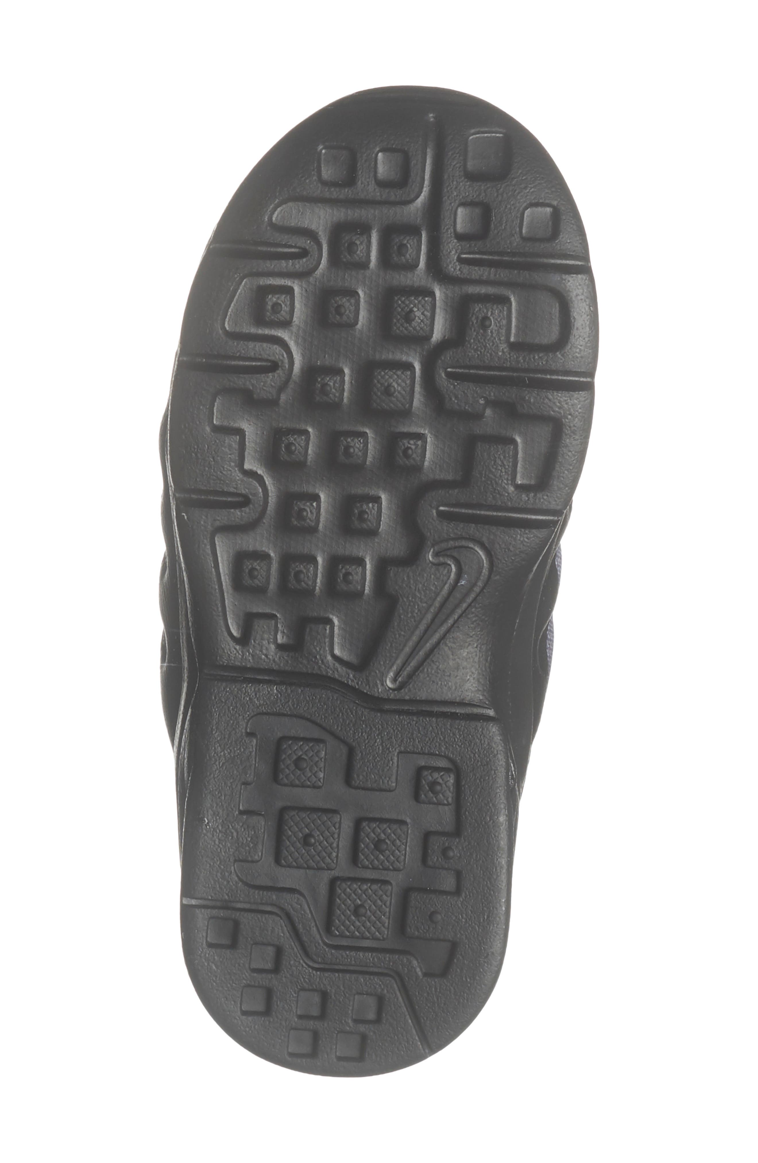 Nike Kids' Air Max Invigor Sneaker, Alternate, color, 001 Black/White