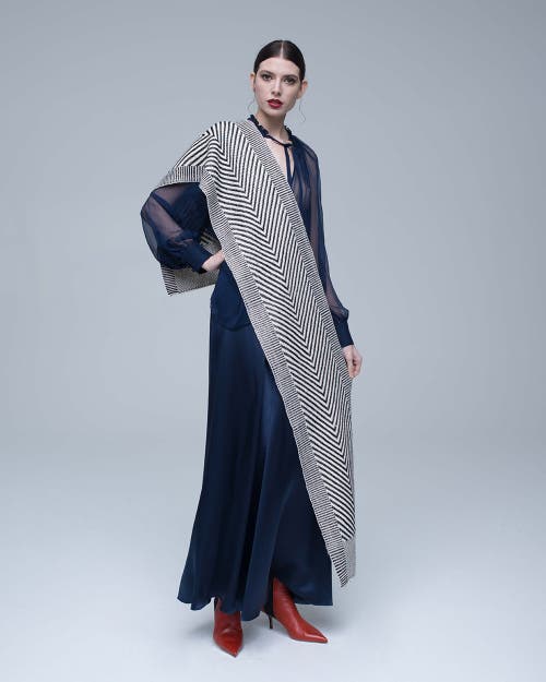 Voz Chevron Scarf In Ivory/black