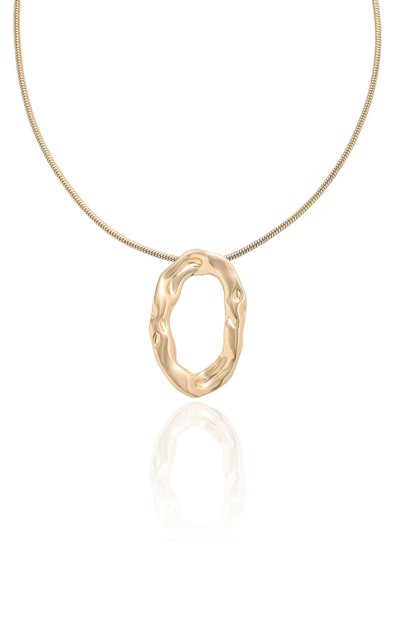 Ettika Molten Oval Pendant Necklace