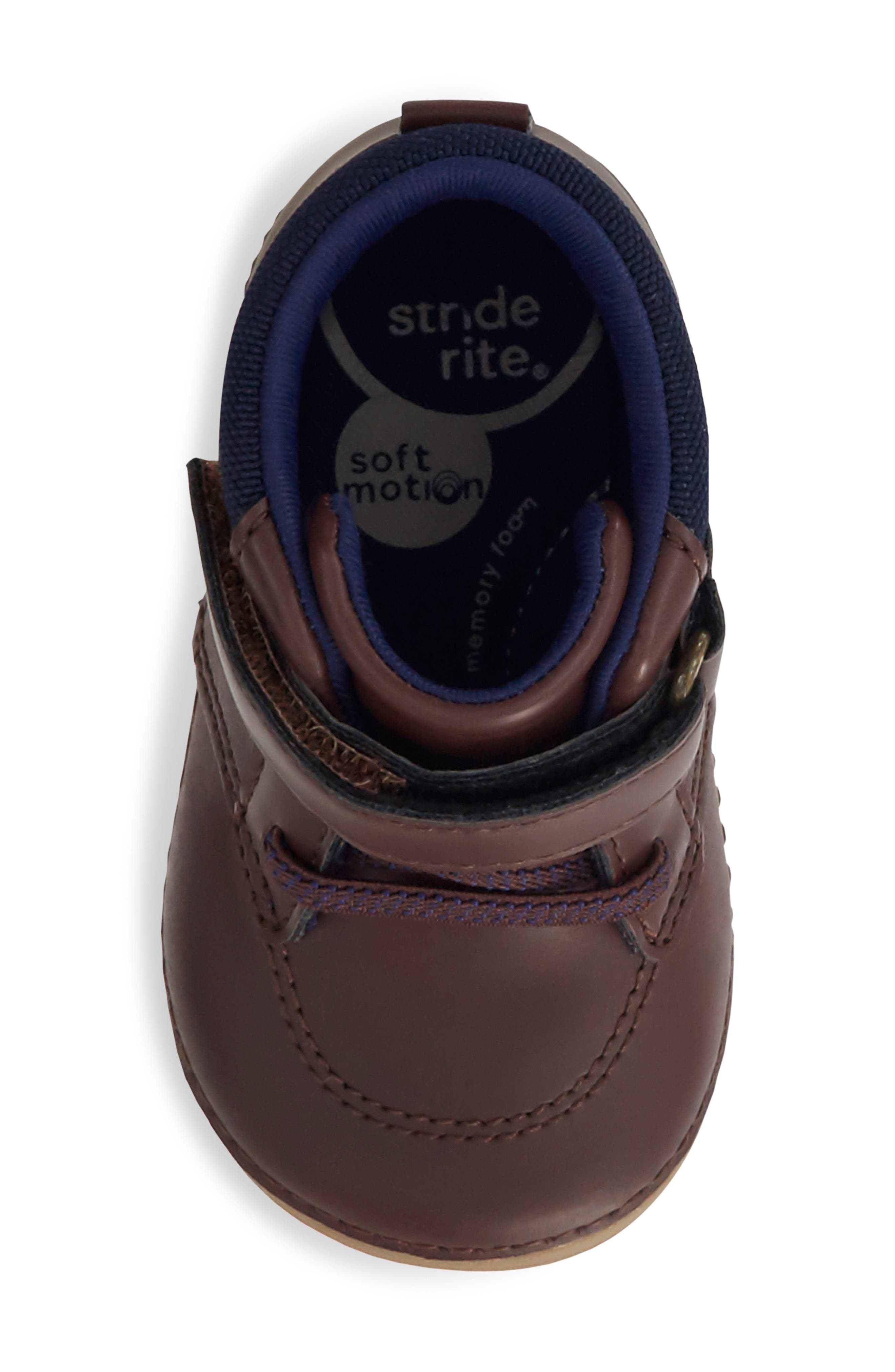 Stride Rite Kids' Soft Motion<sup>™</sup> Gannon Boot, Alternate, color, Brown