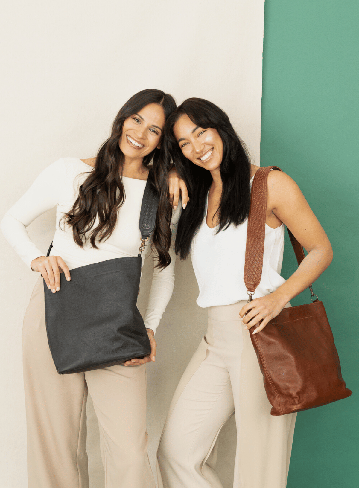 Deux Mains Sarah Shoulder Bag, Alternate, color, Black