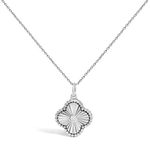 10k Gold Diamond Accent Clover Fluted Pendant Necklace