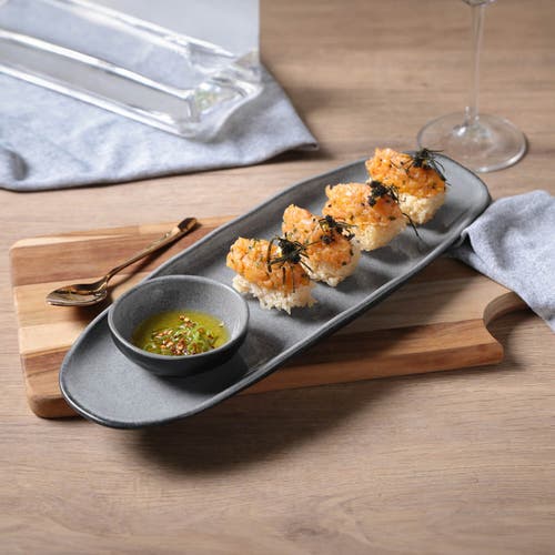 Porto Brasil Shallow Organic Oval Platter Large Set Of 4 In Gray