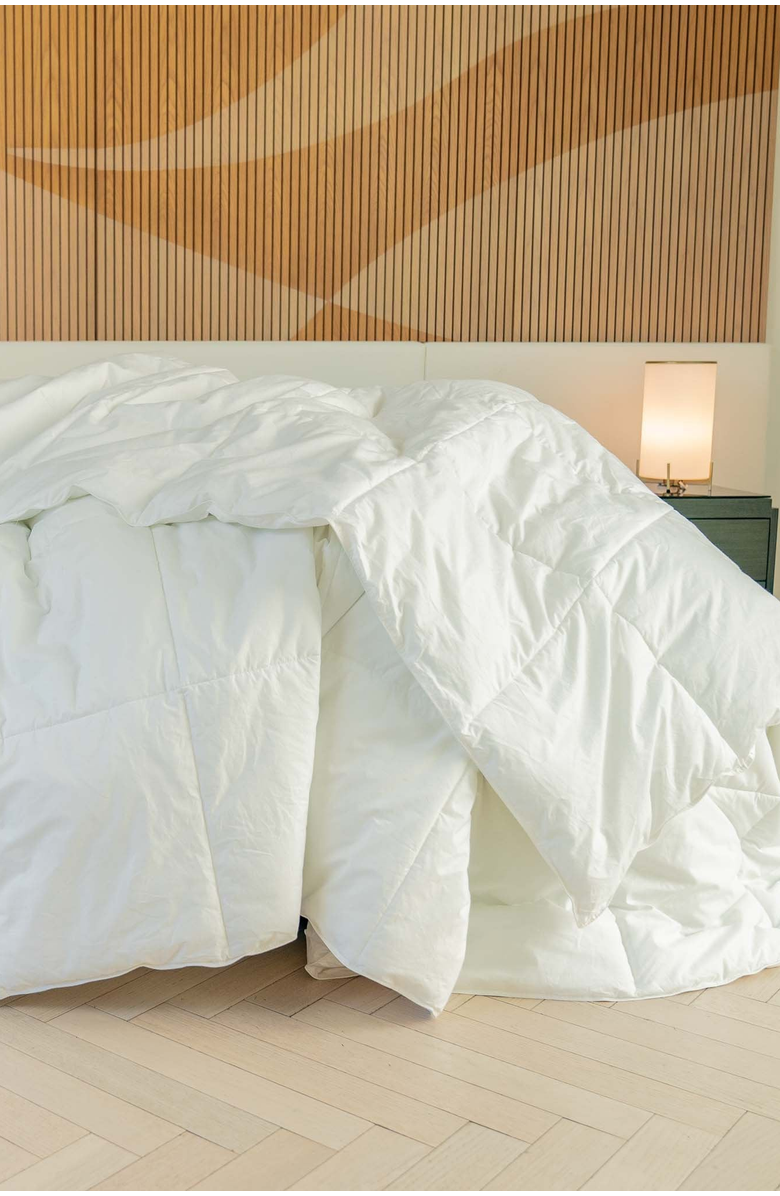 FluffCo | Hotel Comfort Down Alternative Comforter, Alternate, color, White