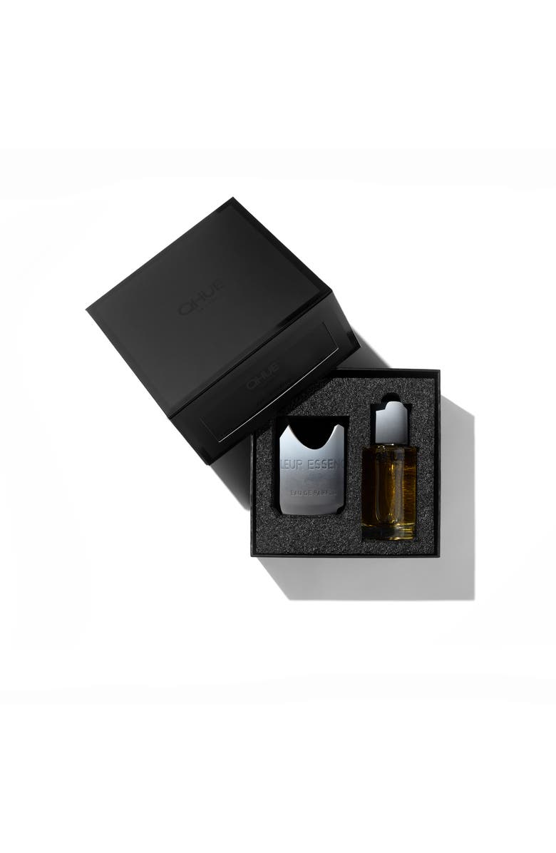 Qhue Le Santal Bleu Candle, Alternate, color,