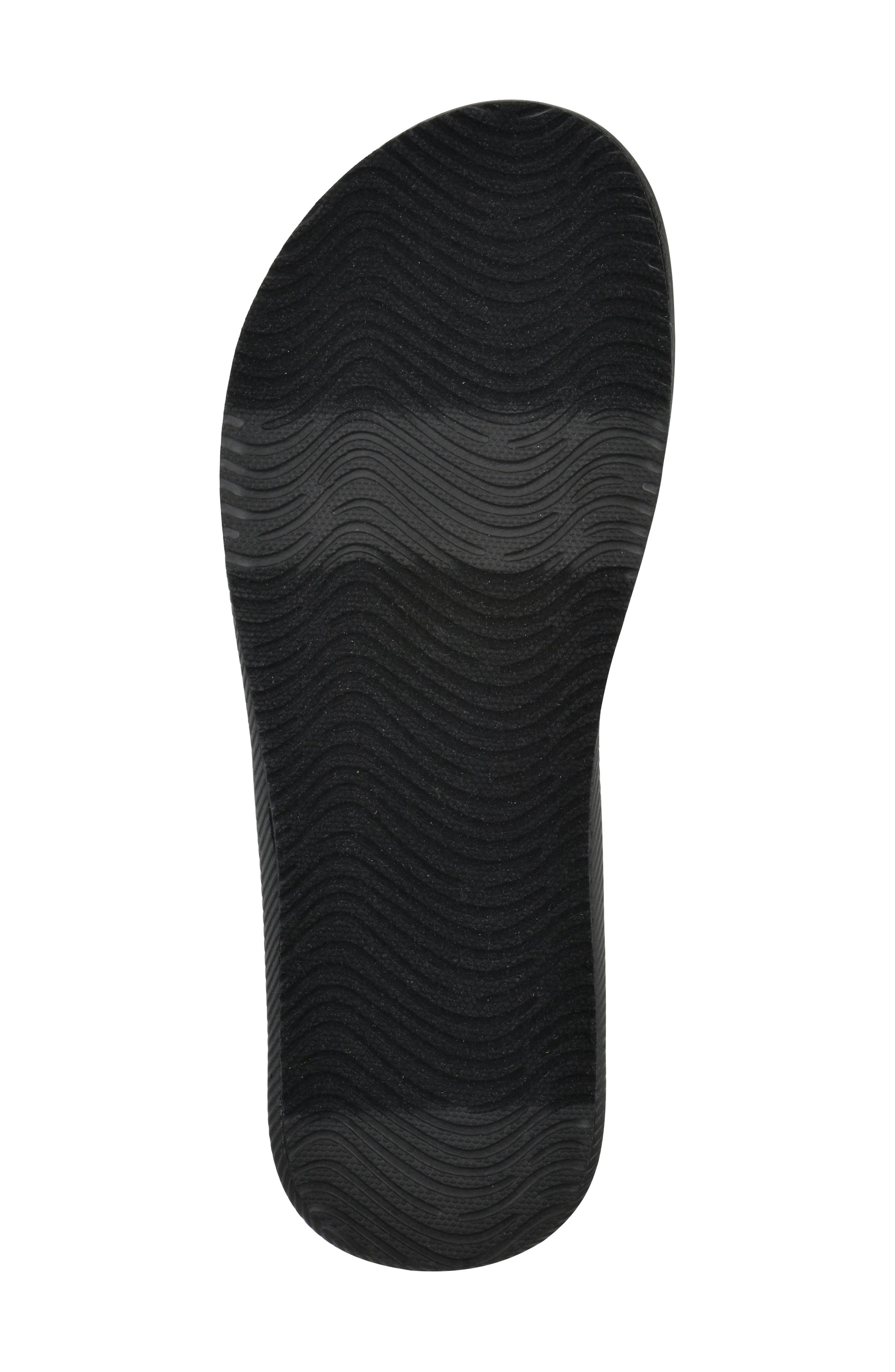 CLIFFS BY WHITE MOUNTAIN Bays Flip Flop Sandal, Alternate, color, 