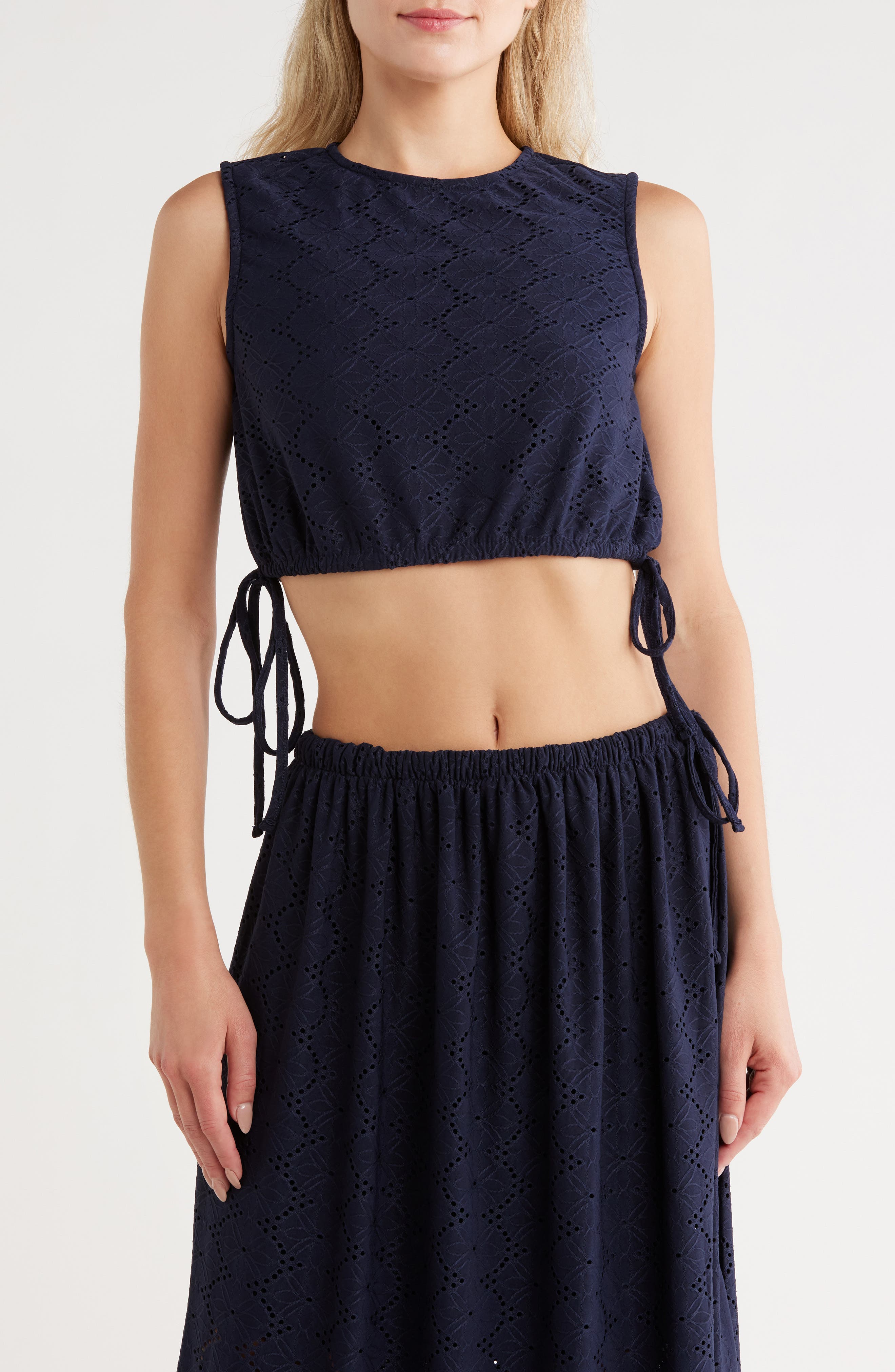 VERO MODA Kim Eyelet Sleeveless Crop Top