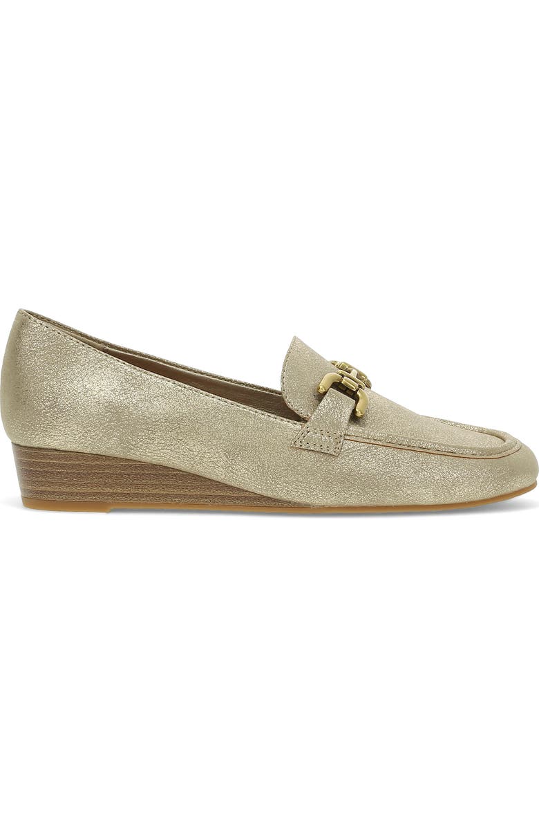 BARETRAPS Caddie Bit Loafer, Alternate, color, Lt Champagne