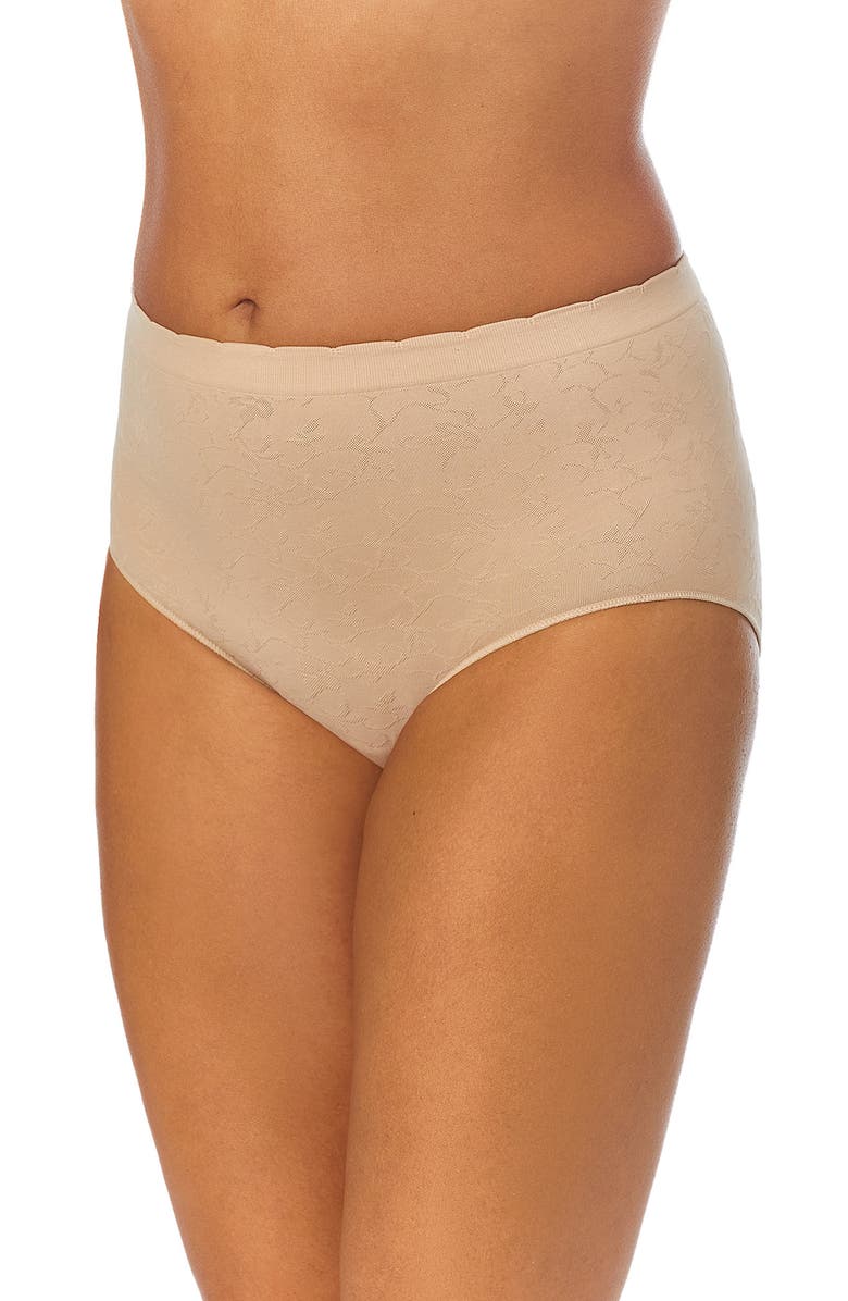 Ellen Tracy 3-Pack Assorted Seamless Briefs, Alternate, color, Black/ White/ Sand