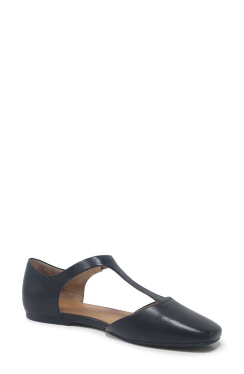 Wyatt T-Strap Flat (Women)