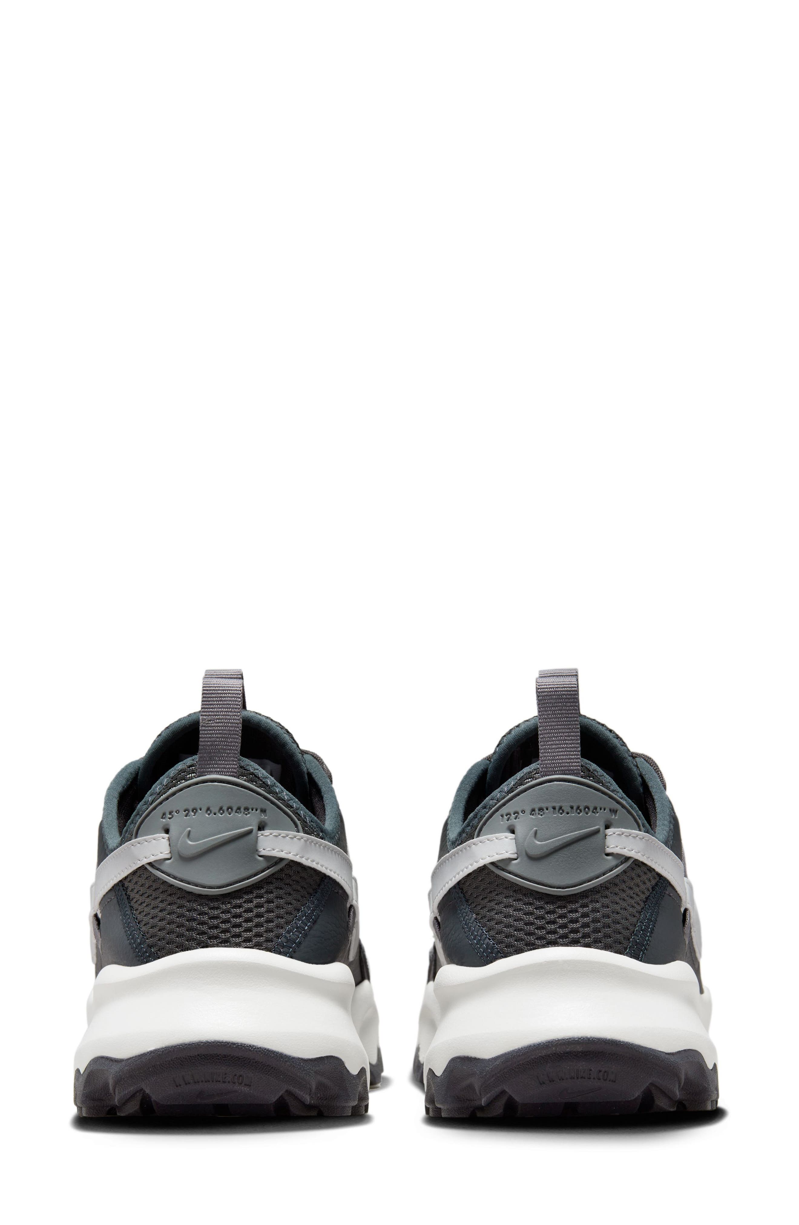 Nike TC 7900 Sneaker, Alternate, color, 