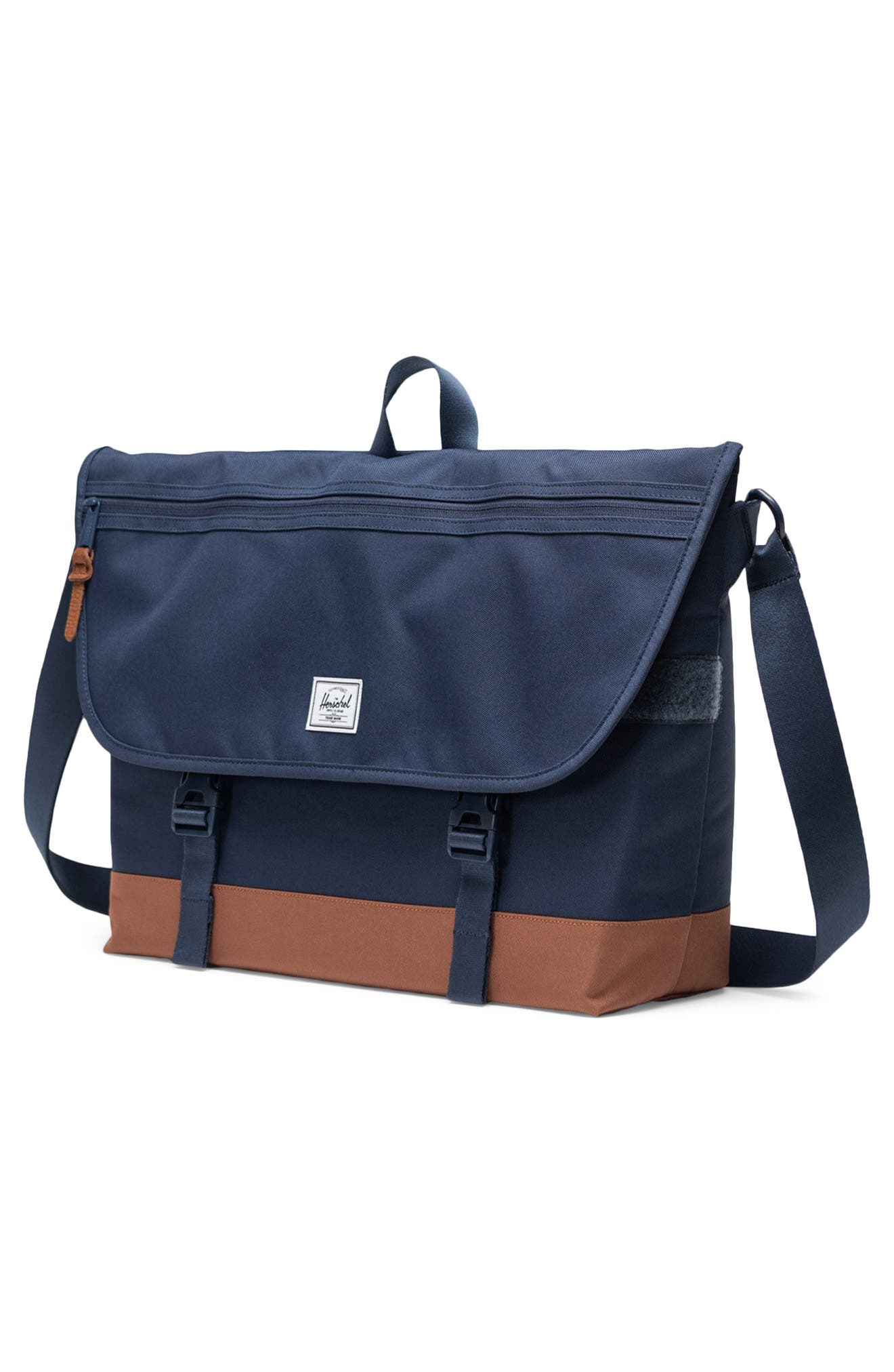 Herschel Supply Co. Cove Recycled Polyester Messenger Bag, Alternate, color, Navy/Saddle Brown