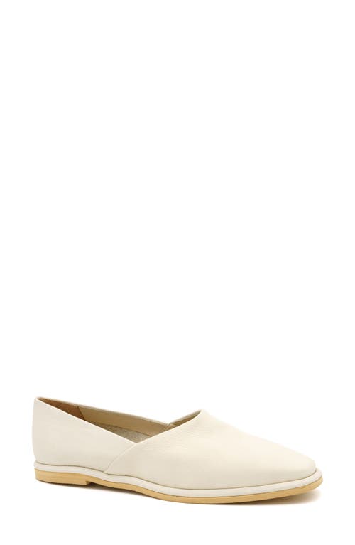 Amalfi By Rangoni Geometrica Flat In Mozzarella Long Beach