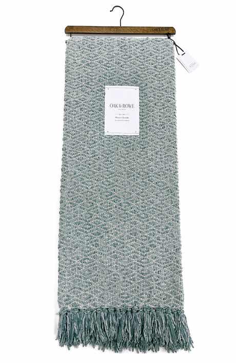 ARTISAN 34 Textured Woven Diamond Throw Blanket