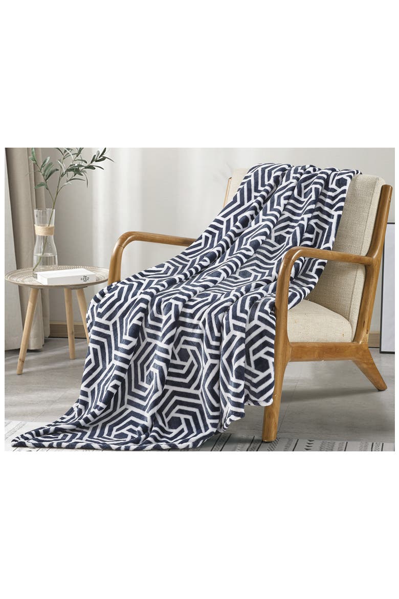 Azmera Plush Fleece Throw Blanket, Alternate, color, BLUE MULTI