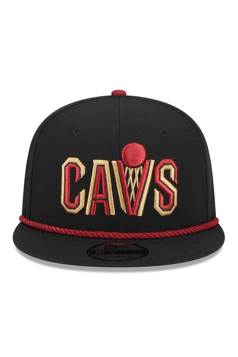 Men's New Era Black Cleveland Cavaliers Back Laurels 9FIFTY Snapback Hat, Alternate, color, Black