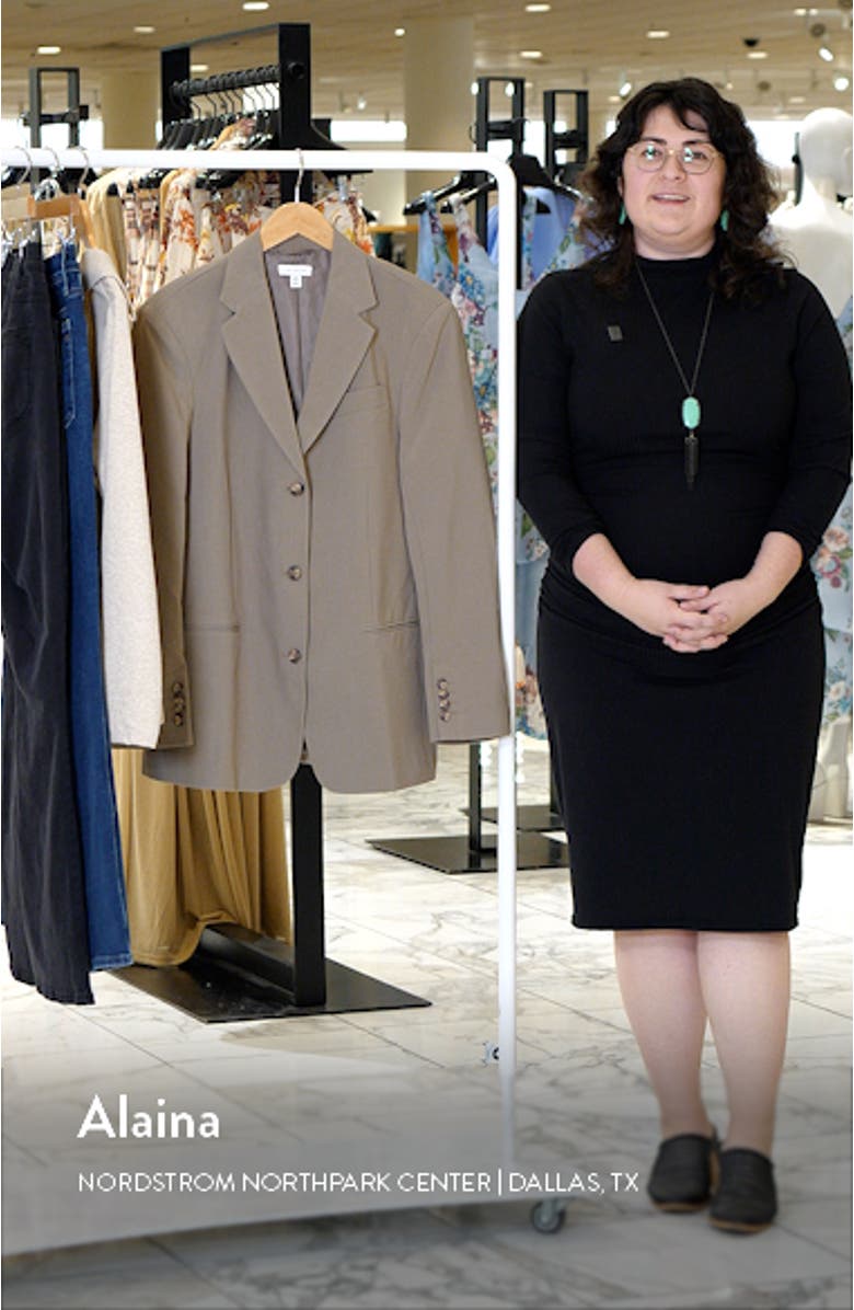 Oversize Blazer, sales video thumbnail