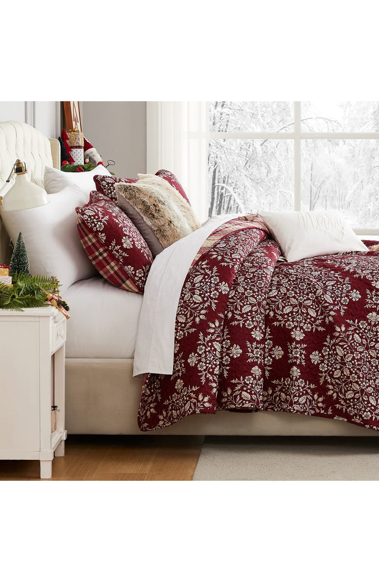 SOUTHSHORE FINE LINENS Christmas Carol Oversize Reversible Holiday Quilt Set, Alternate, color, Christmas Carol