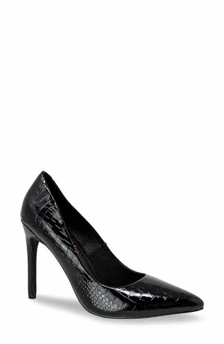 CHASE AND CHLOE Lala Pointed Toe Pump