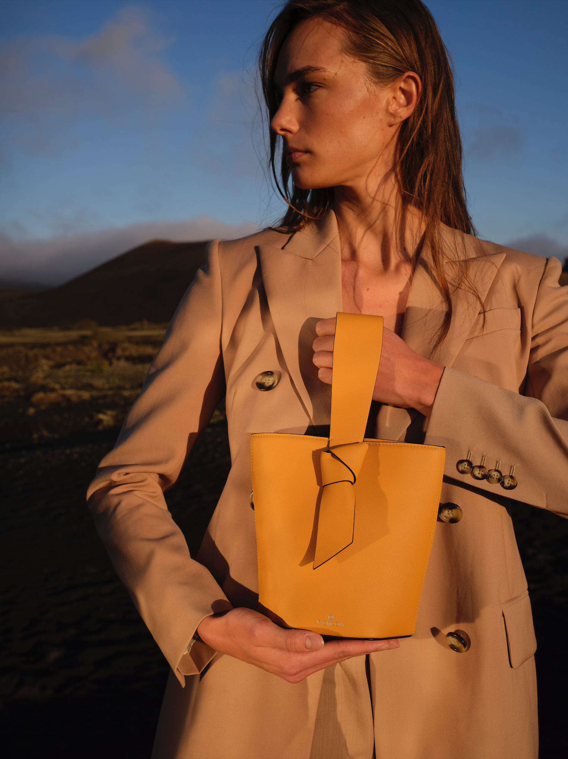 Julieta Shoulder Bag Minimalist Lines And Timeless Design, Alternate, color, yellow