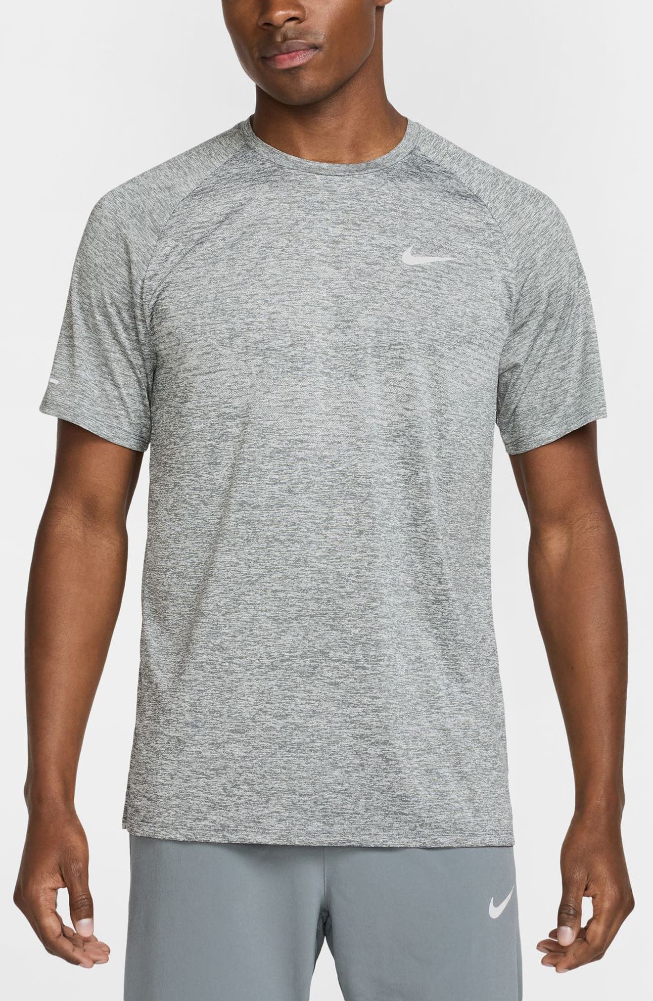 Stride Dri-FIT ADV Running T-Shirt - image 3