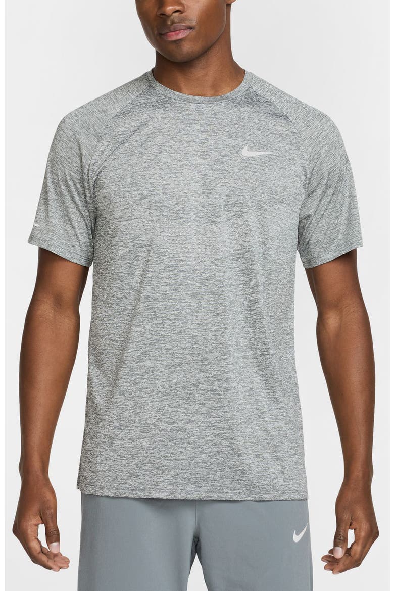 Stride Dri-FIT ADV Running T-Shirt, Main, color, 084 SMKGRY/REFSIL