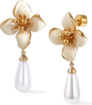 RETRO CHIC Iris Blossom Pearl Earrings