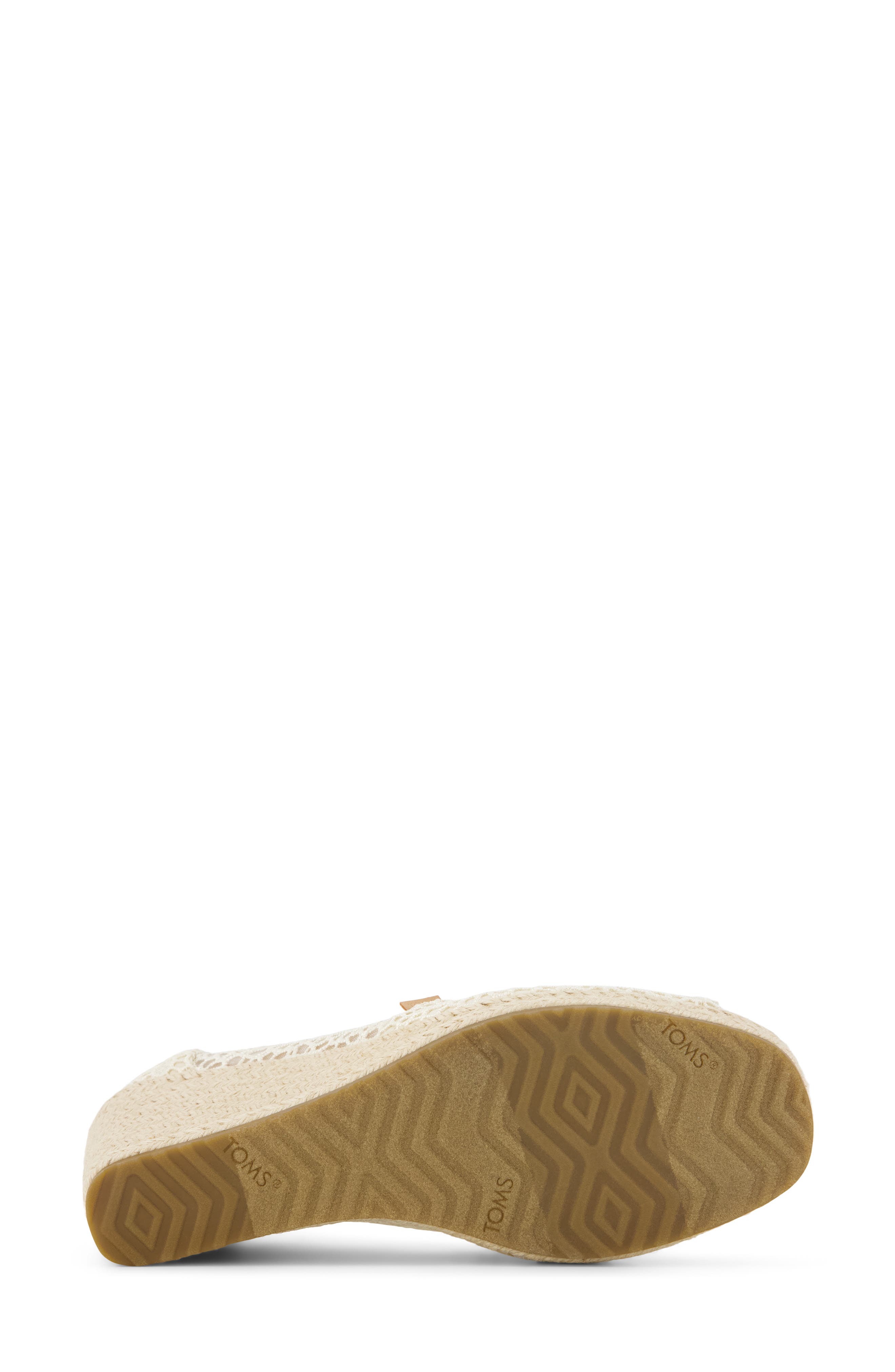 TOMS Essential Wedge Pump, Alternate, color, Natural Crochet