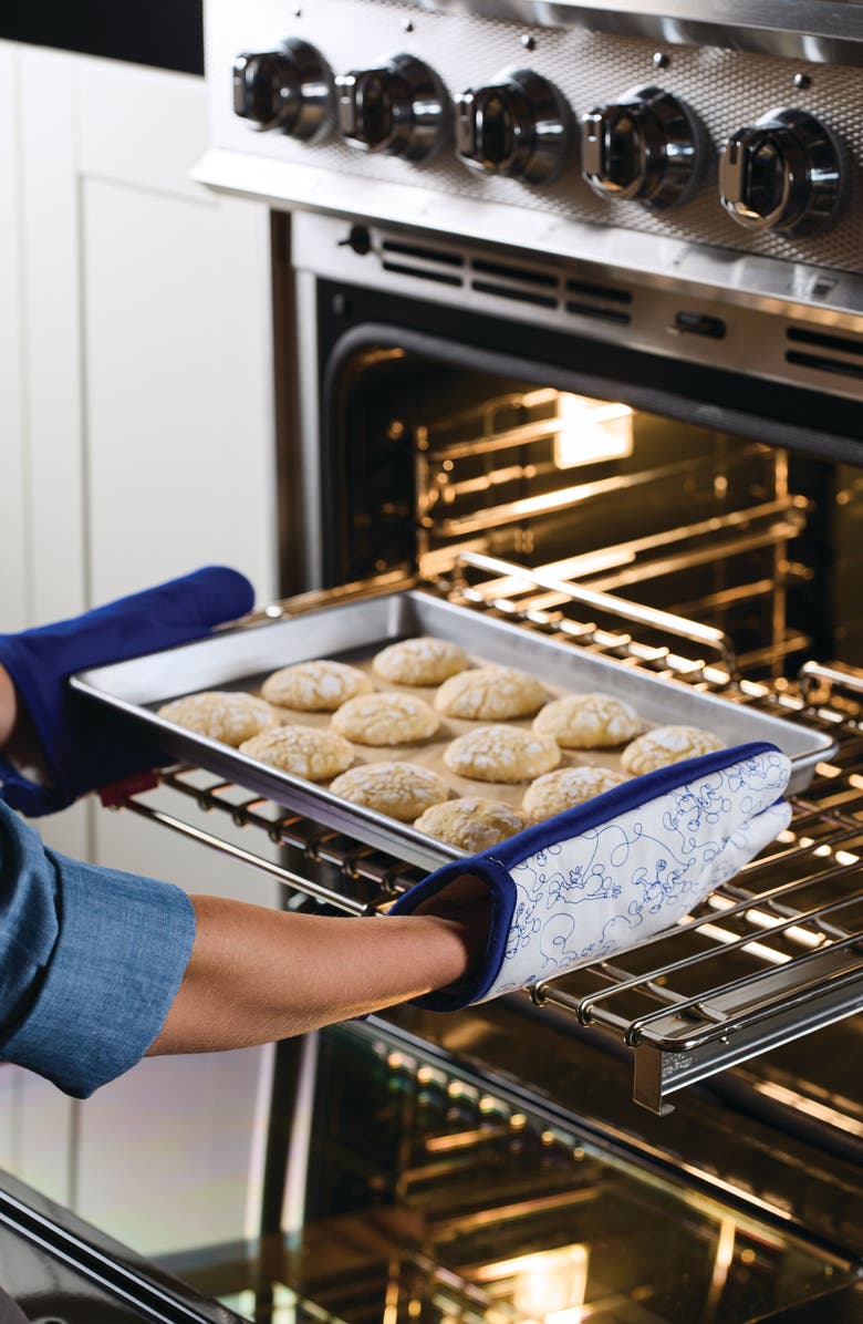 Disney Mickey Bon Voyage Set of 2 Oven Mitts, Alternate, color, Blue/ Red