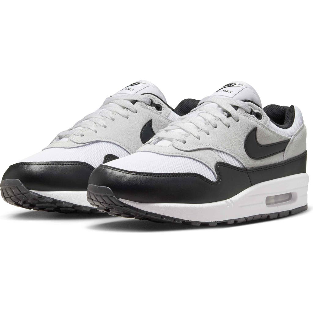 Nike Air Max 1 Essential Sneaker